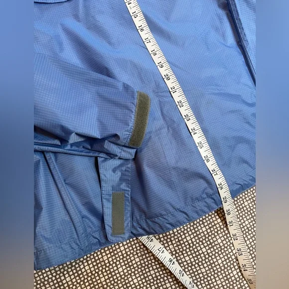 Against the Elements waterproof rain jacket with hood, Size M (10-12). NWOT - Picture 12 of 15